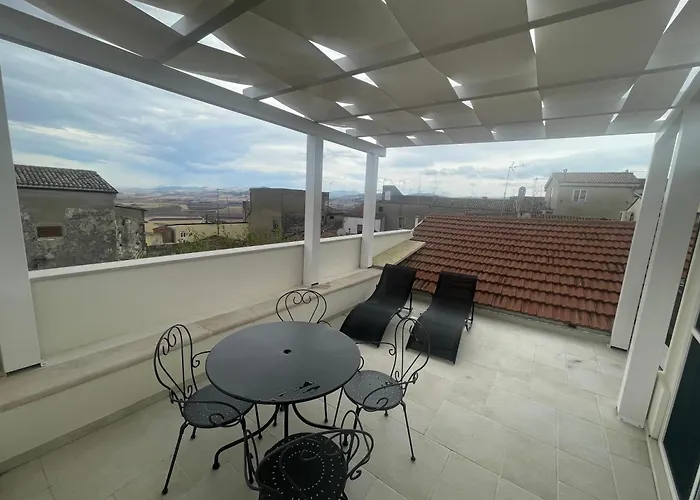 Terrazza Ziccardi * Troia